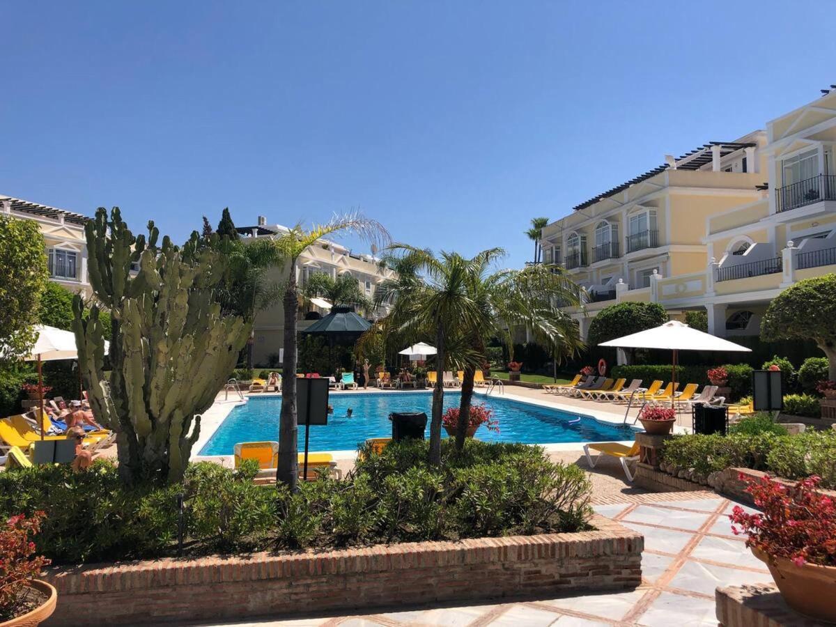 Ferienwohnung New Aloha Trip Marbella Exterior foto